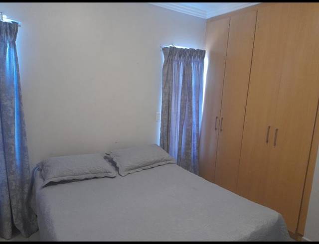 1 BEDROOM PROPERTY TO RENT IN UMHLANGA RIDGE
